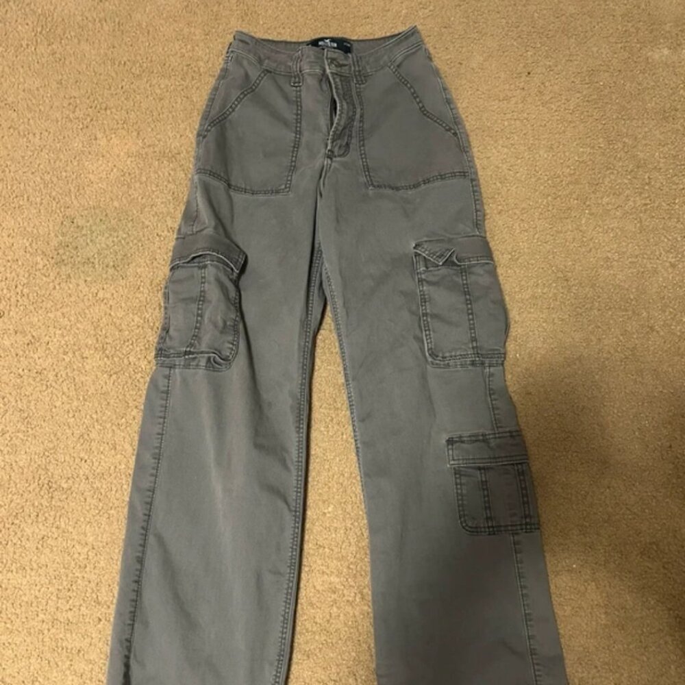 Hollister cargo pants